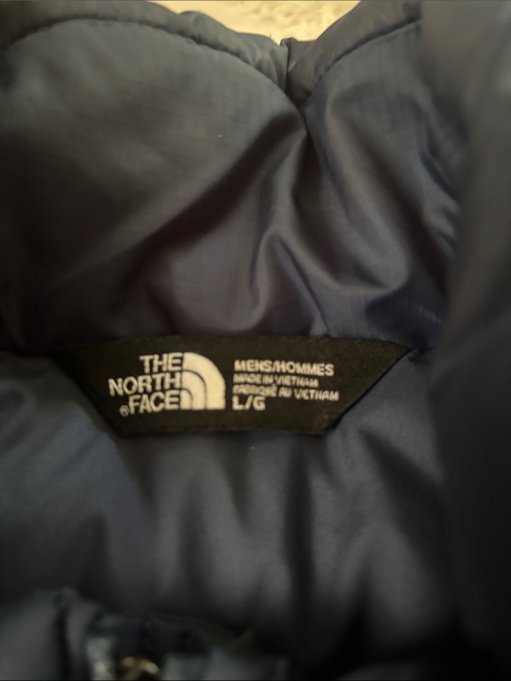 The North Face Men's Blue Quilted Puffer Vest - Picture 2 of 4